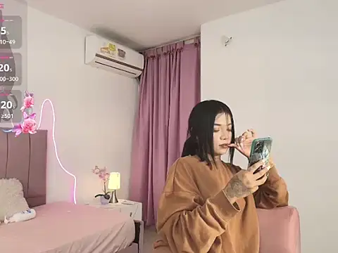 Luna_lexy04's cam snapshot