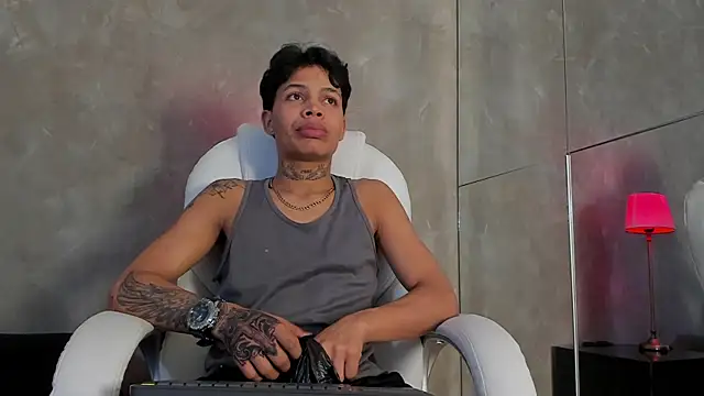 Renzo_Dogan's cam snapshot