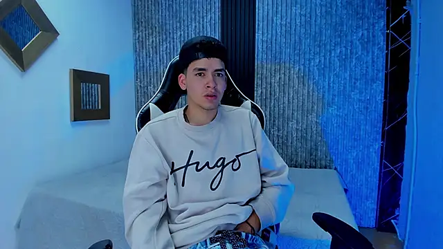 Mike_0233_'s cam snapshot