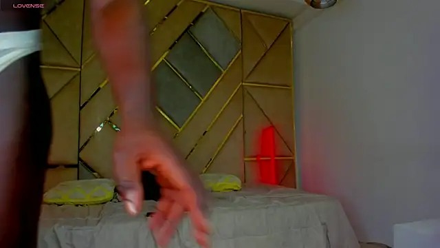 Latrellx7 live sex cam