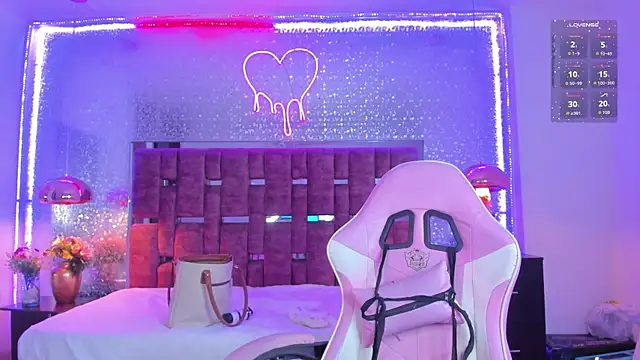 KylieVictoria live sex cam