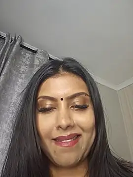 Indian_GlowingMiax live sex cam