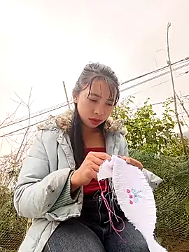 emaame68 live sex cam