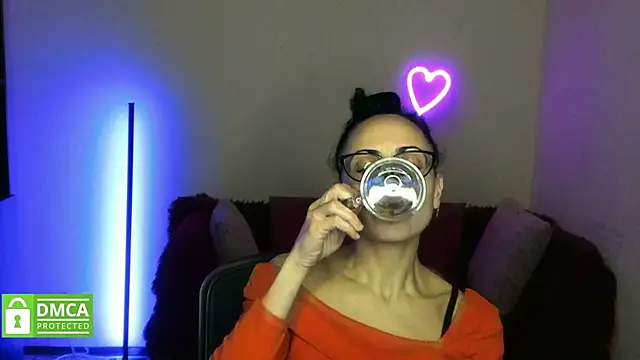 Arianasweety23 live sex cam