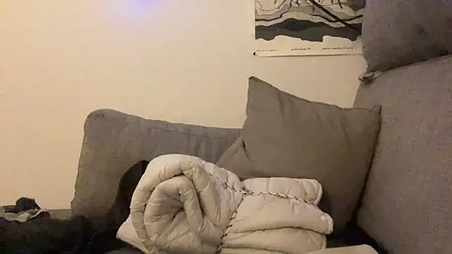 P4RtYBOII92 live sex cam