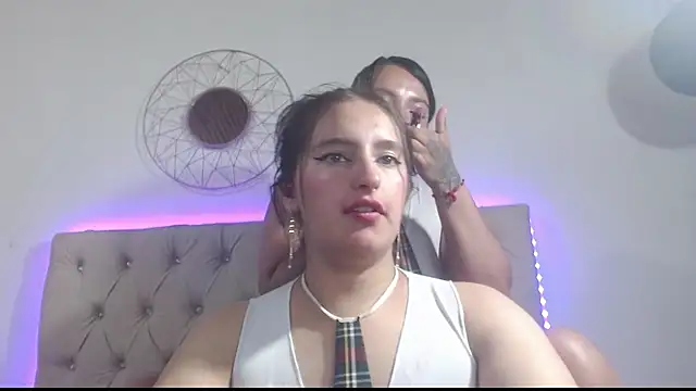 sharon_and_sharit's cam snapshot