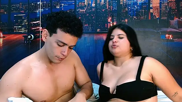 Liam_and_Scarlett's cam snapshot