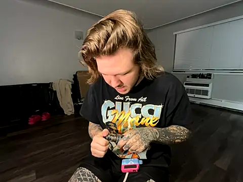 Tatertats's cam snapshot