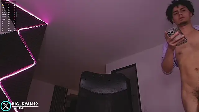 bigryann23 live sex cam
