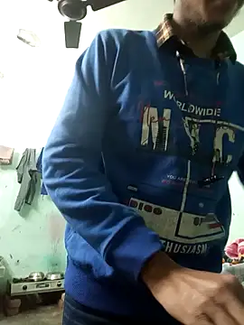 maxmishra18 live sex cam