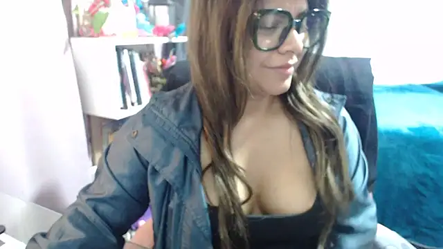 KatteAngelLat live sex cam