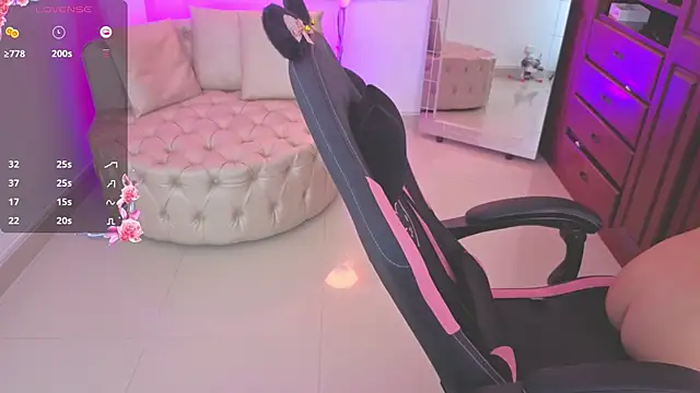 NATAASHA___ live sex cam