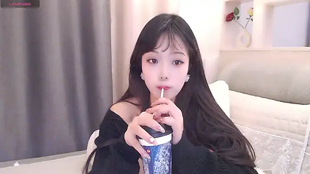 -M00nlIght-l0li- live sex cam