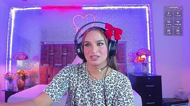 KylieVictoria live sex cam