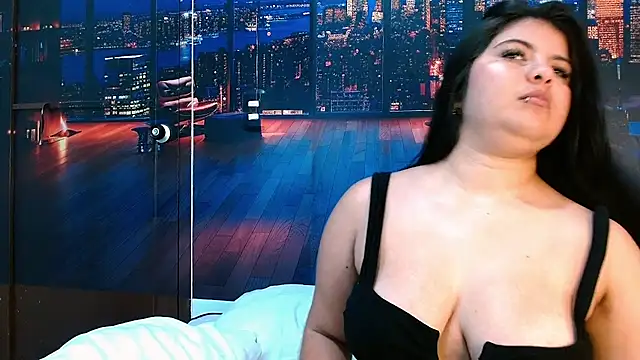 Liam_and_Scarlett's cam snapshot