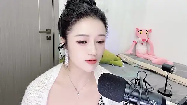 starsqimei live sex cam