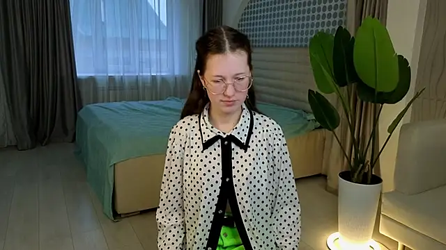 MiraFenech's cam snapshot