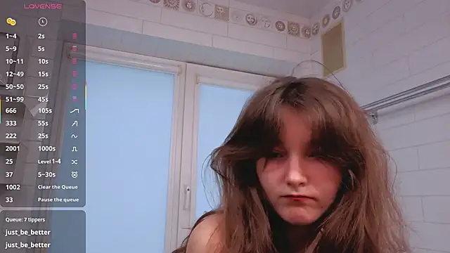 DongMolt live sex cam