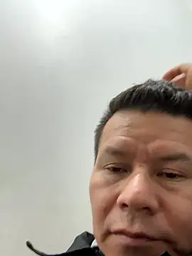 Manu0586 live sex cam