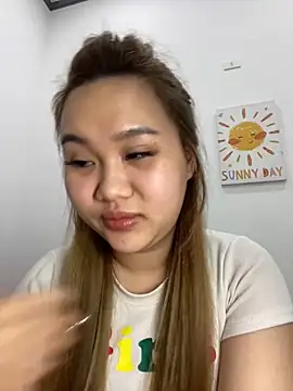 Almira6868 live sex cam