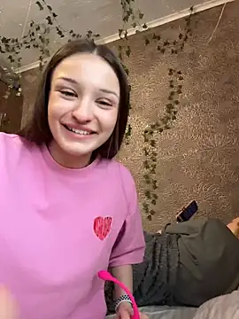 ErikaMuse's cam snapshot