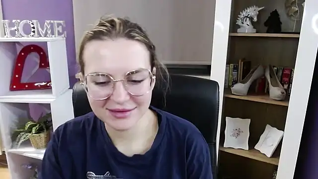 Zoey_Erotic live sex cam