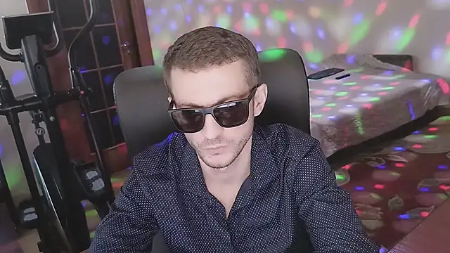 333Alone_in_theDark777 live sex cam