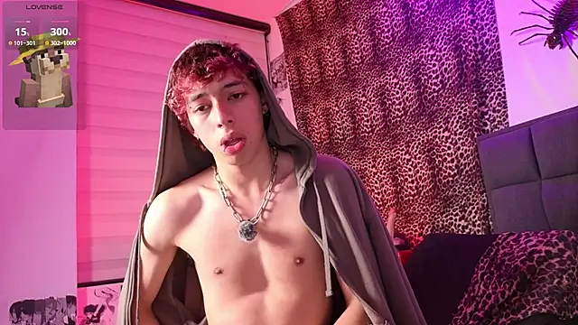 Otter_Starr live sex cam