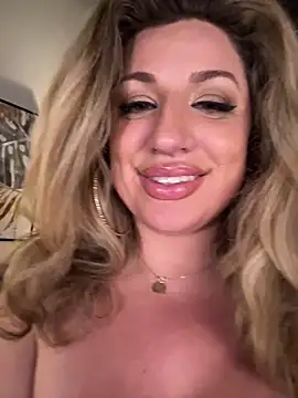 miamellycious live sex cam