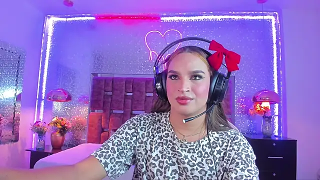 KylieVictoria live sex cam