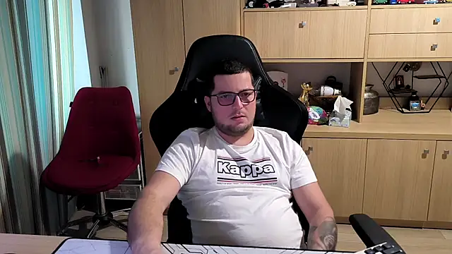 kevinnlovelly live sex cam