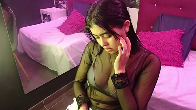 mia_violet8's cam snapshot