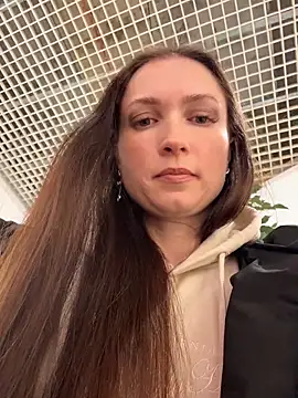 ZaraHill live sex cam