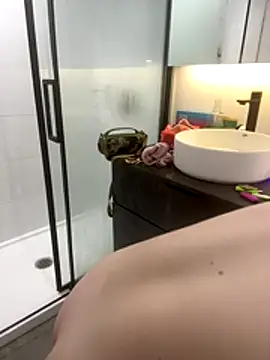 elliepixie's cam snapshot