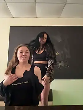 VaryaRose's cam snapshot