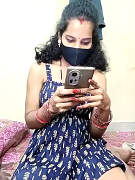 Desi_Hot_Queen live sex cam