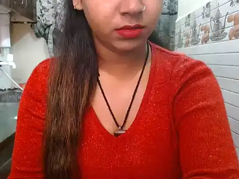 LovingPihu live sex cam