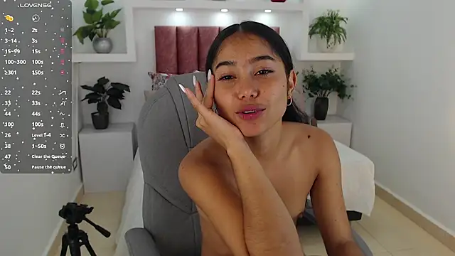 Milaa_Star_'s cam snapshot