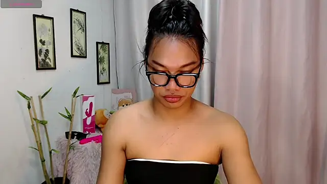 Herbielustts live sex cam