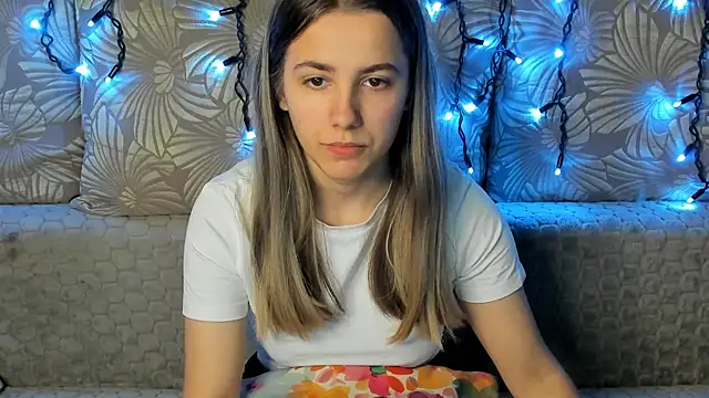 MaggieCake live sex cam