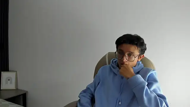 SantiagoRusso18 live sex cam