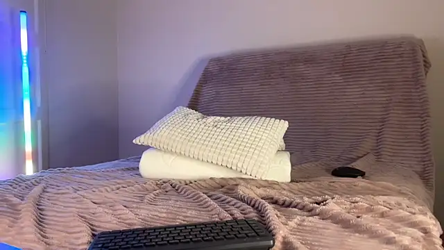 itsmaxxbaby_ live sex cam