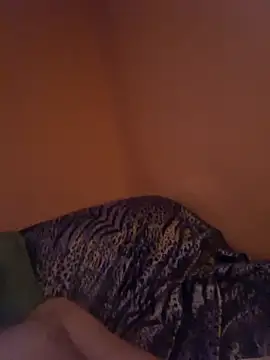 Ladyshaker82 live sex cam