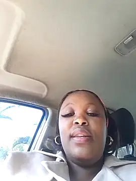 SWEETDOLLY29XX live sex cam