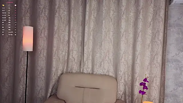 NeliaVandresar's cam snapshot