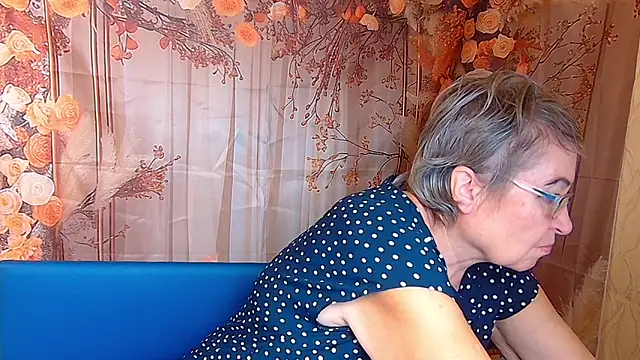 OlgaLuck live sex cam