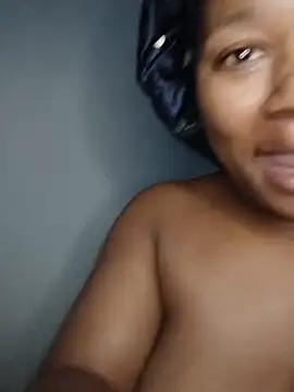 BrownEyed_K's cam snapshot