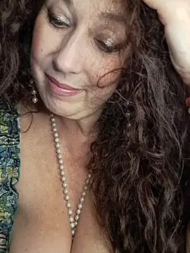 GypsyEsmeralda live sex cam