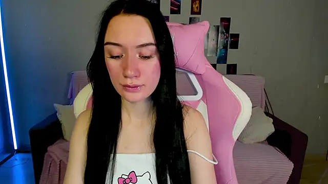 Arina_Meow19 live sex cam
