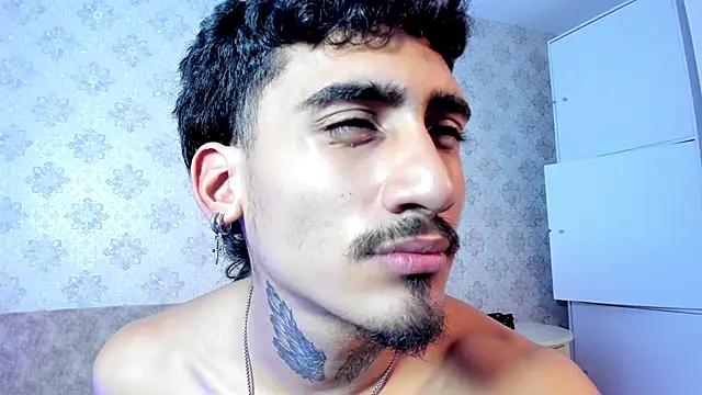 Mr_Strike live sex cam